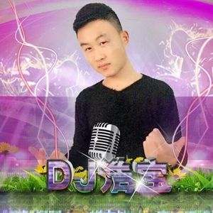 啊〜好痛〜嗯〜轻一点揉我胸男男
